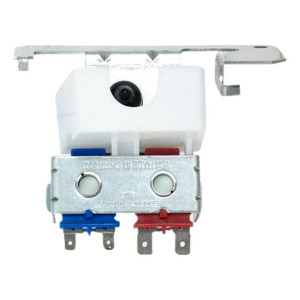 GE WR57X33326 Genuine OEM Refrigerator Water Valve
Fits: WR57X10032 WR32X10032 WR57X10040 WR57X10064 GE WR57X33326 Genuine OEM Refrigerator Water Valve
Fits: WR57X10032 WR32X10032 WR57X10040 WR57X10064