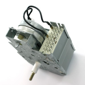 Whirlpool 3946433 Genuine OEM Timer. Fits: 3347175 3351737 3357322 387386 Whirlpool 3946433 Genuine OEM Timer. Fits: 3347175 3351737 3357322 387386