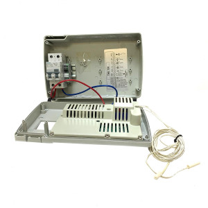 Control Box The120 220v/1ph/50-60hz IP65
Braker Siemens 5SU9 356 RCBO C25, 2 x Sensor NTC
5 Output, 2 Sensor Input, 3 Digital Input, RS485. Max 25Amps Control Box The120 220v/1ph/50-60hz IP65
Braker Siemens 5SU9 356 RCBO C25, 2 x Sensor NTC
5 Output, 2 Sensor Input, 3 Digital Input, RS485. Max 25Amps