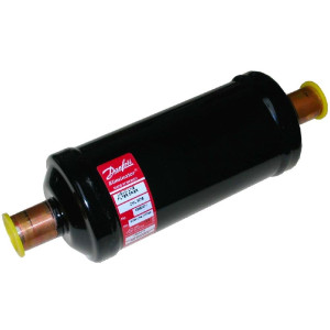 Danfoss 023Z0034 Filtro Secador 7/8pulg linea de Liquido para sistemas de aire acondicionado y refrigeracion DCL 307S Soldable 15.3-23tons Unidireccional 24.6cm Largo 8cm Ancho